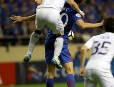 九游娱乐-本菲卡训练开放日，今晚官宣签约引欢呼，NBA总决赛在即，临场指挥获称赞(严重投诉王者荣耀客服)