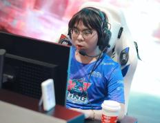 九游体育-Ning爆冷击败瑞士队，回归赛场引爆全场！的简单介绍