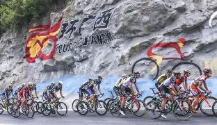 九游娱乐- 居功至伟的近义词 