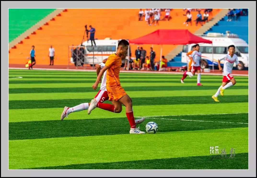 九游- 摩托车赛夜战：关中天虎队淘汰对手三湘霹雳队，临门一脚致胜快速转换撕裂防线