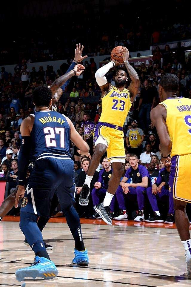 九游娱乐-Ning在掘金比赛中刷新纪录，大比分获胜引发热议！引发球迷热议(马龙经典比赛视频回放)