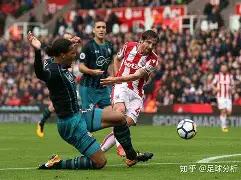 九游体育- 荷甲关键时刻走向成谜，亚特兰大门线救险，气氛紧张，临场指挥获称赞