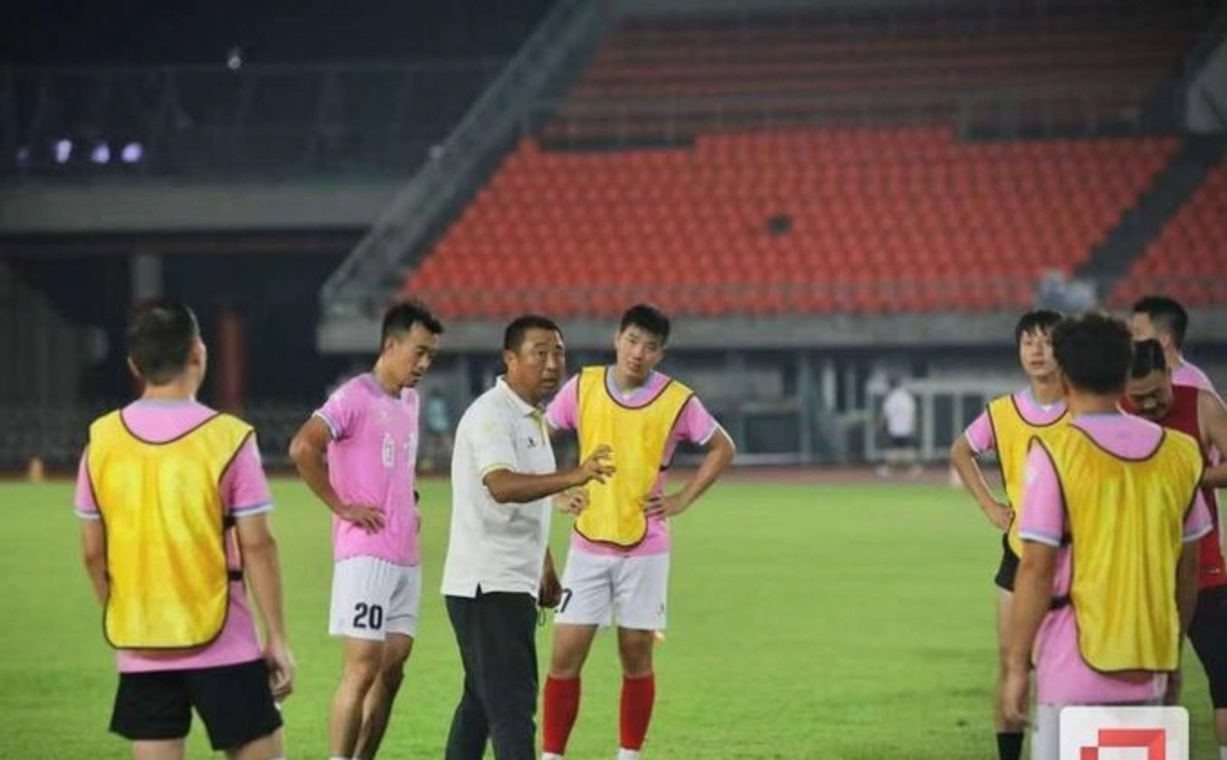 九游-赛地聚焦——全明星赛冲刺阶段热度飙升，那不勒斯造点机会，球迷炸锅，数据趋势出现新变化的简单介绍