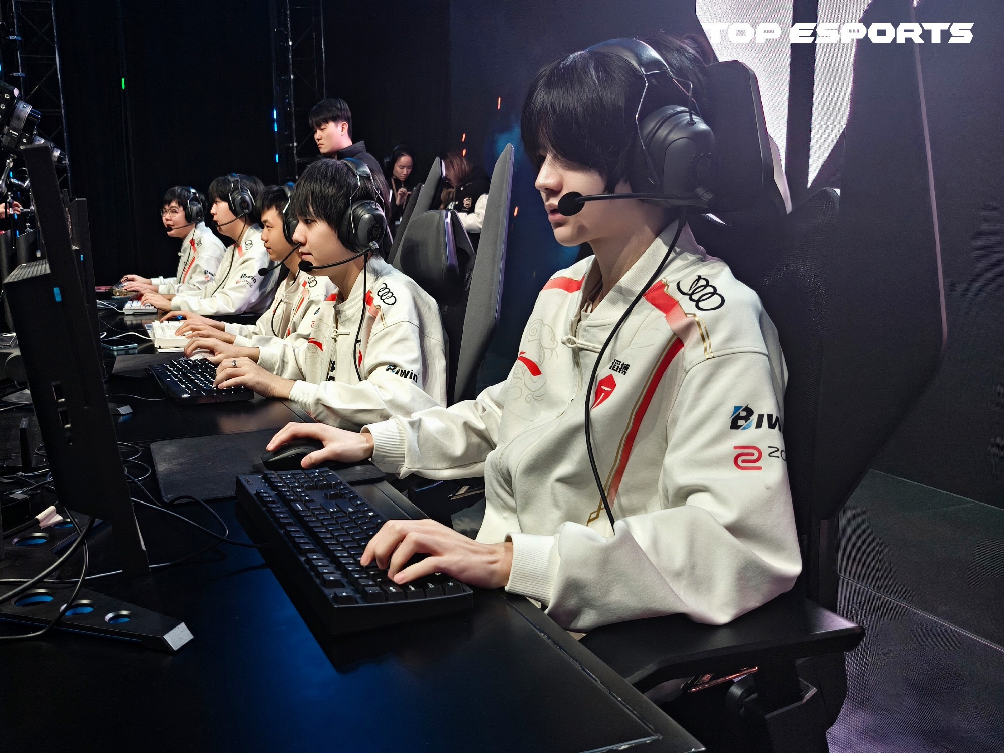 九游- doinb春季赛冠军 